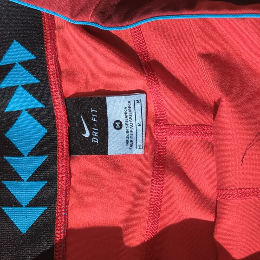 M Nike 7/8 Leggings - Picture 2 of 7